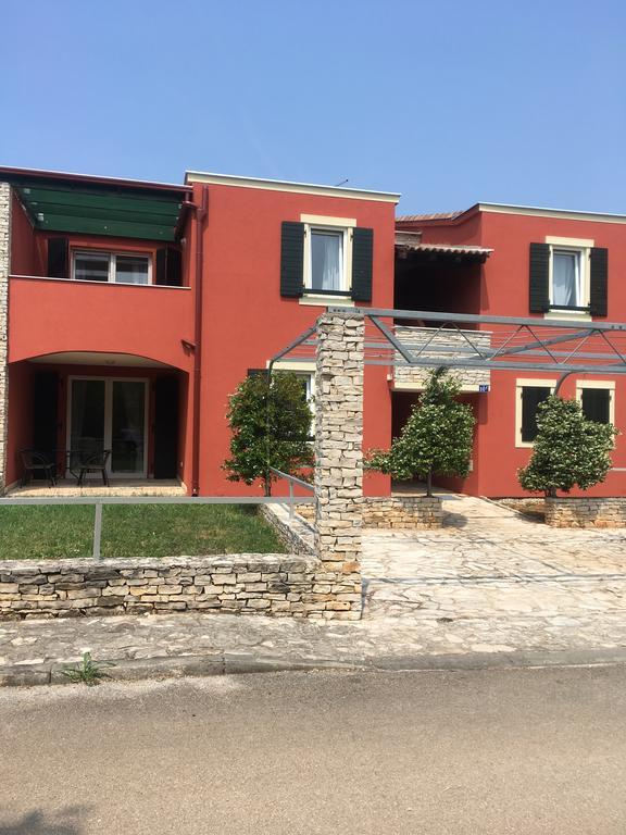 Villas Faro Basanija Exterior photo